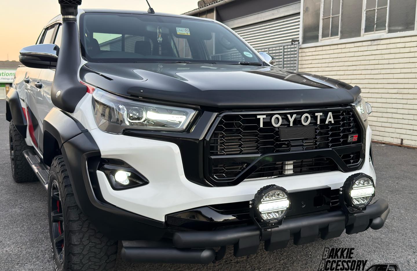 Toyota Hilux & Hilux GR (2016+) Steel Front Bumper Lower Nudge Bar Black