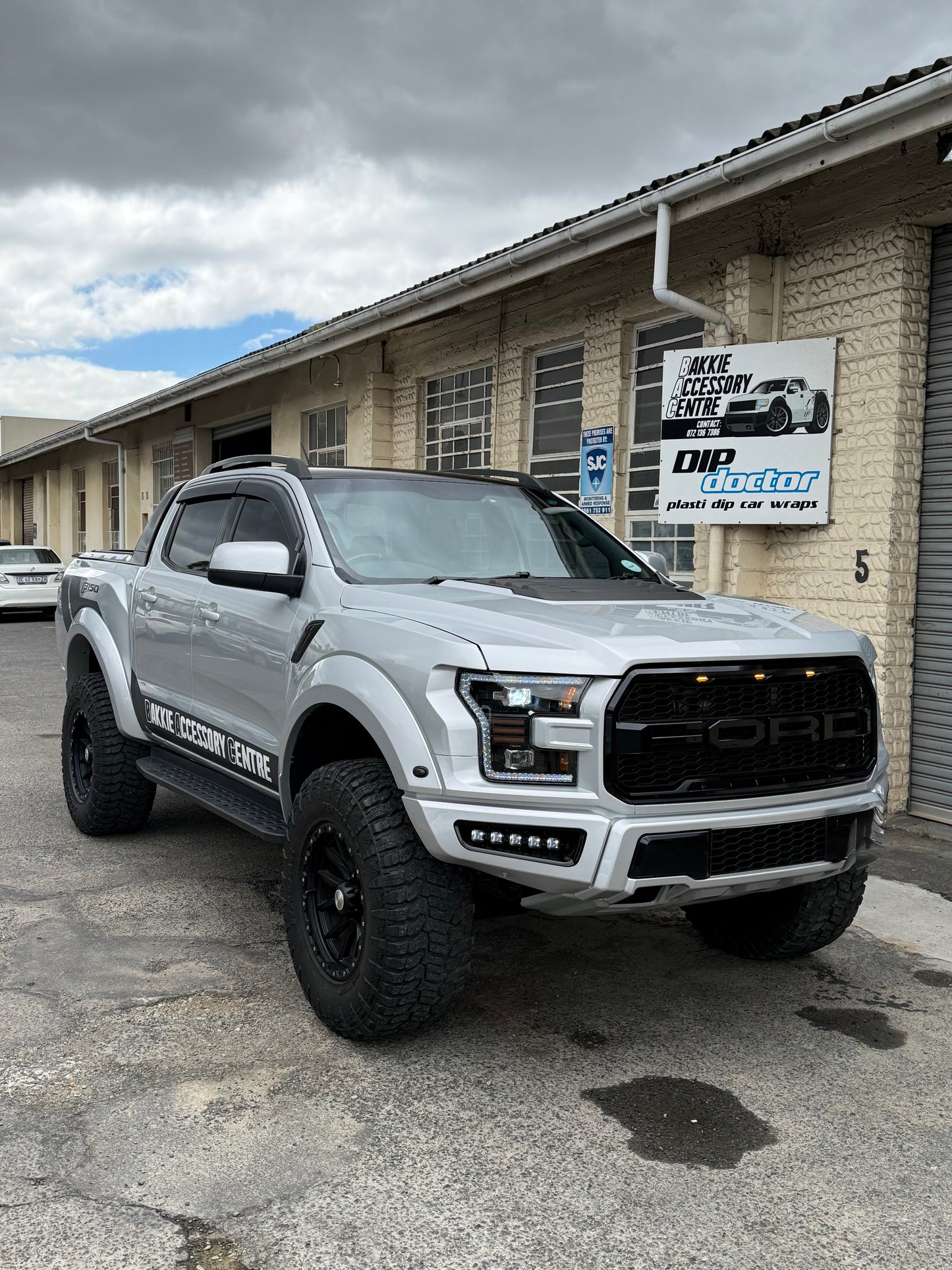 Ford ranger T6/T7/T8 to 2023 Ford F150 Raptor conversion kit